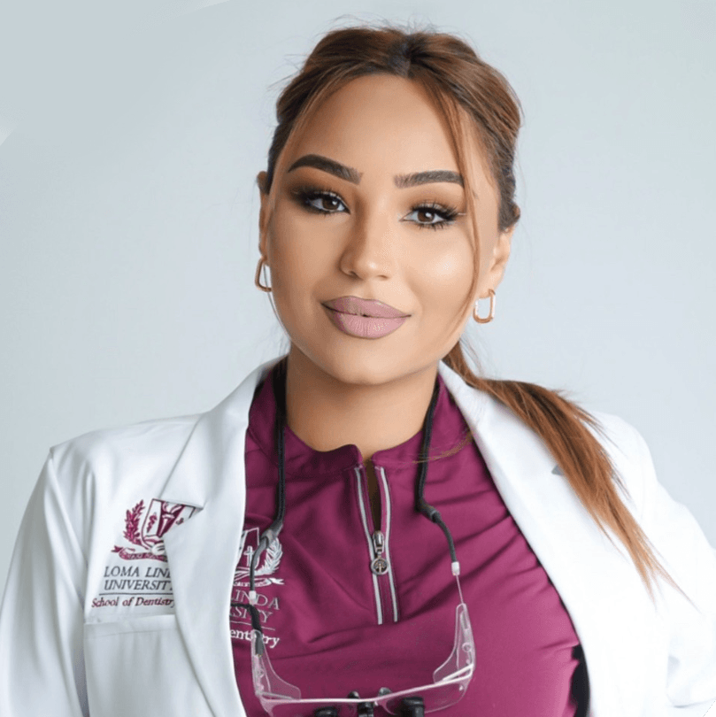 Elen Eduardi — Cosmetic & Whitening Specialist at Applemint Dental